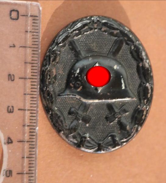 Wound Badge in Black 1939 Maker "32"